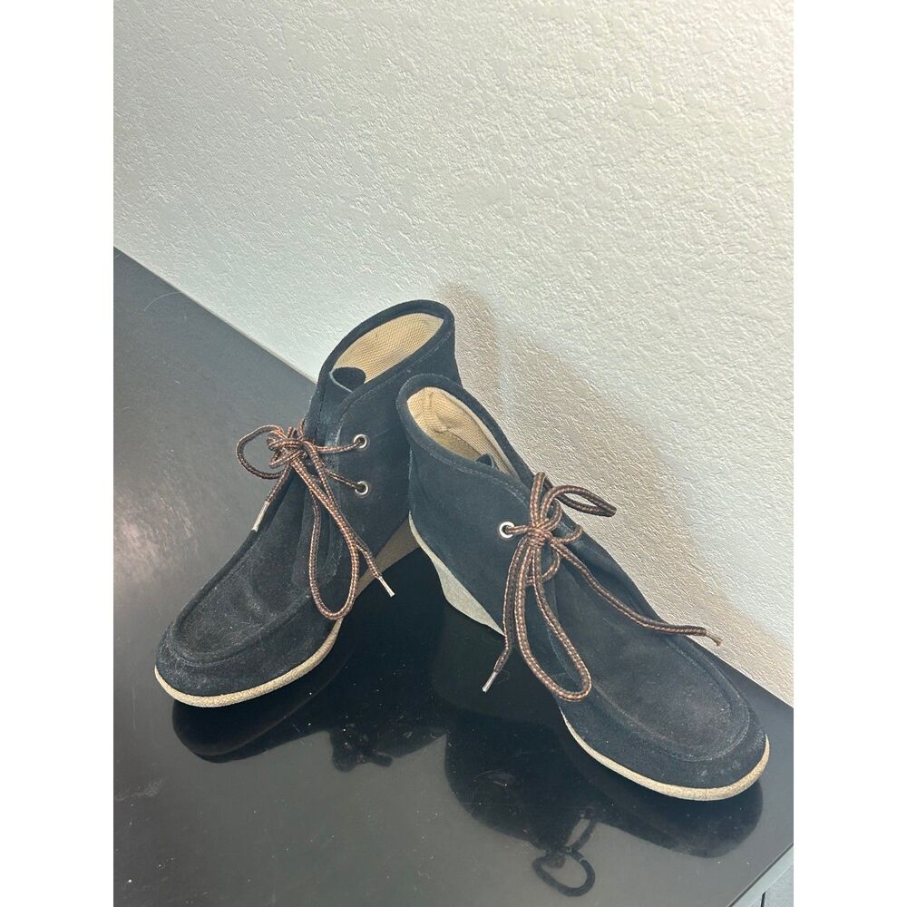 Newport News Suede Boots - Picture 4 of 5